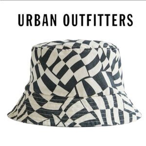 NEW Urban Outfitters UO Blake Black White Printed Bucket Cap Hat